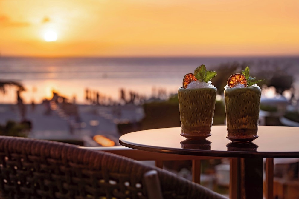 The Ritz-Carlton, Aruba — Restaurant & bars in Noord, Aruba