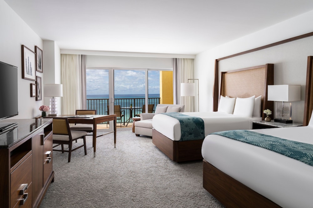 The Ritz-Carlton, Aruba — Hotel rooms in Noord, Aruba