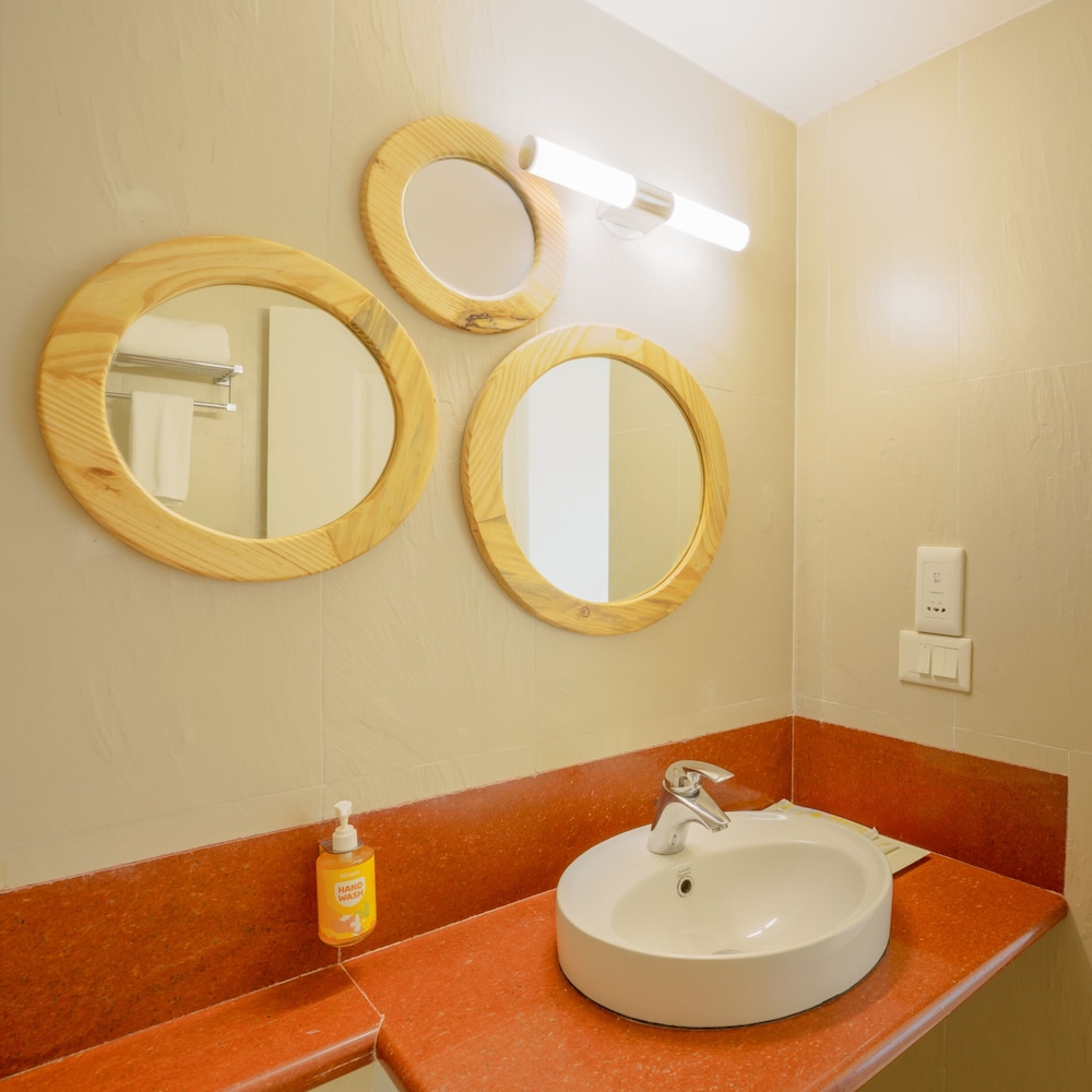 Bloom Boutique Baga — Hotel rooms in Arpora, Goa