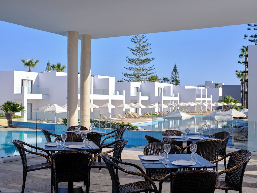 Atlantica Panthea Resort - zdjęcie 4
