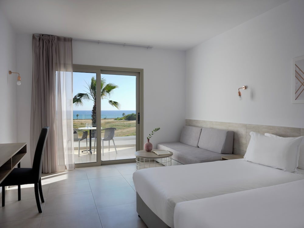 Atlantica Panthea Resort - zdjęcie 5