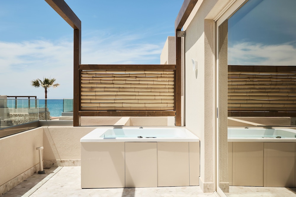 Uzenie All Suites Boutique Resort - Adults Only — Spa in Rethymnon