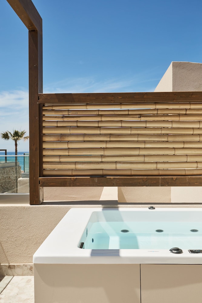 Uzenie All Suites Boutique Resort - Adults Only — Spa in Rethymnon