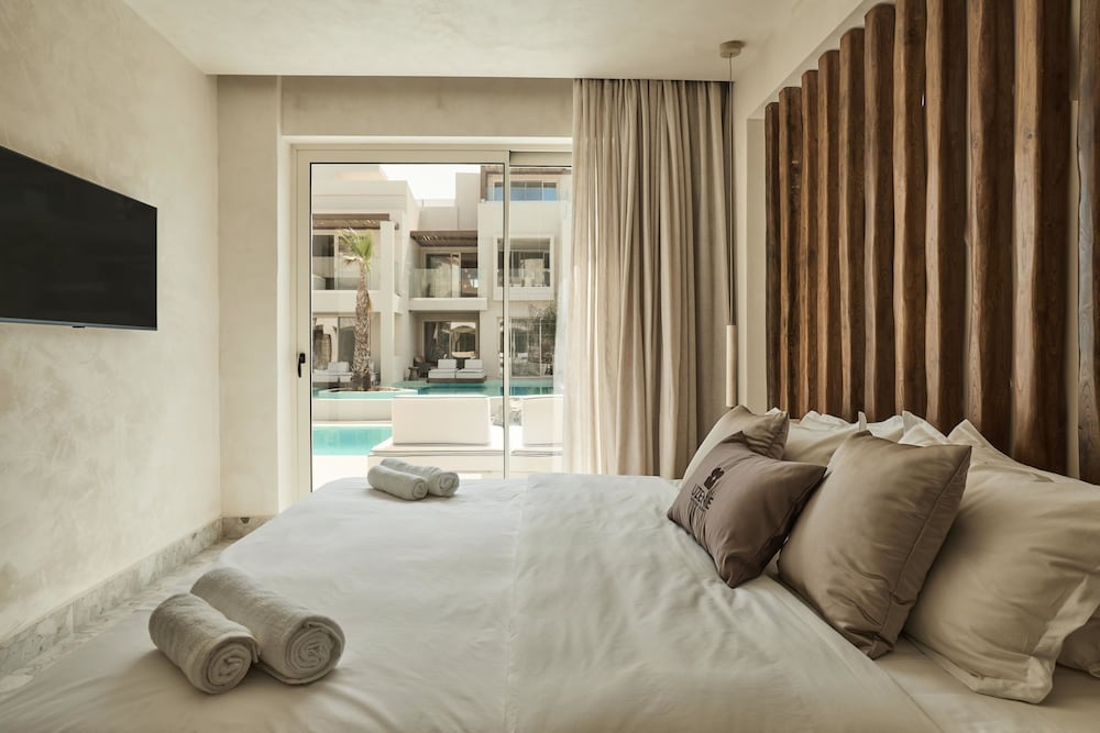 Uzenie All Suites Boutique Resort - Adults Only — Hotel rooms in Rethymnon