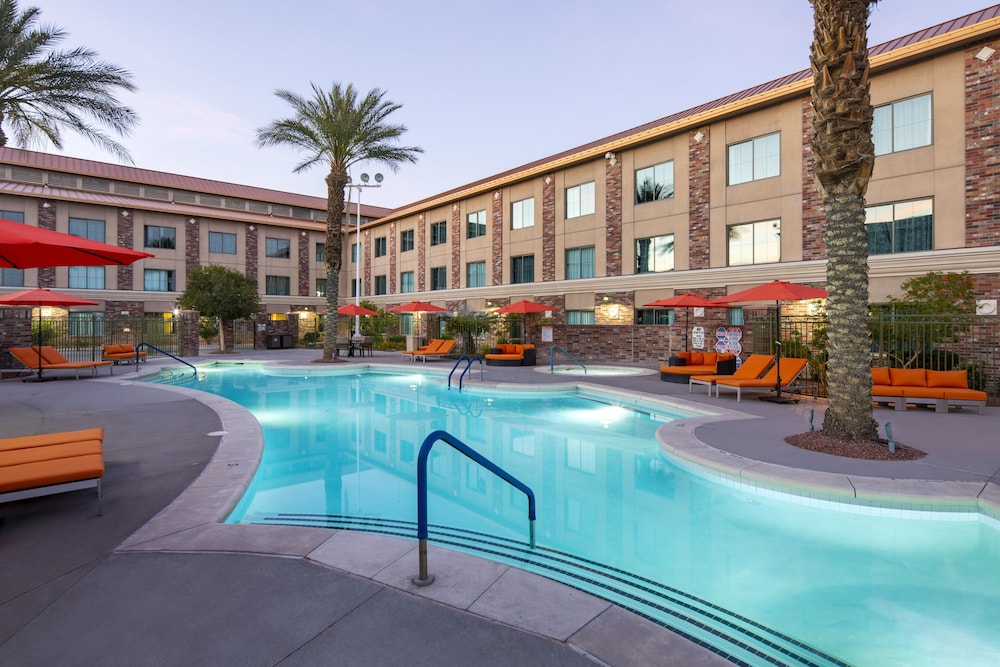 Cannery Hotel & Casino — Swimming pool in North Las Vegas, Nevada