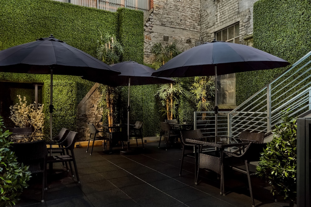 Temple Bar Inn — Restaurant & bars in Dublin, Dublin City