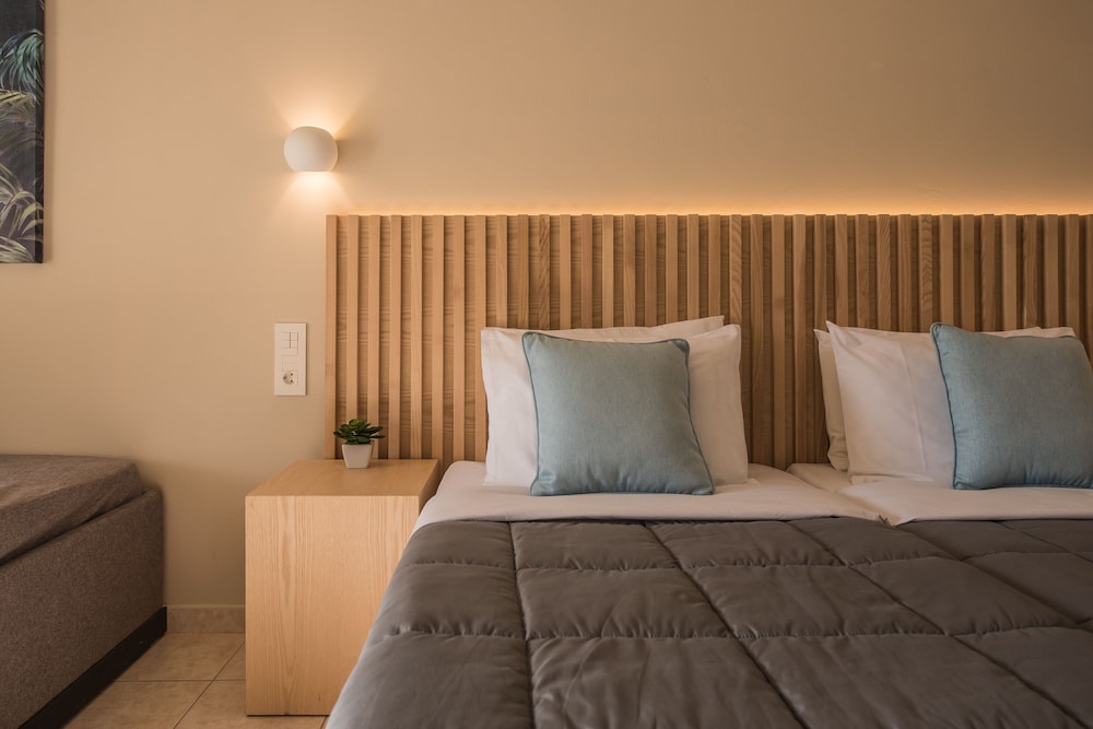 Alykanas Beach Hotel by Zante Plaza — Hotel rooms in Alikanas, Ionian Islands