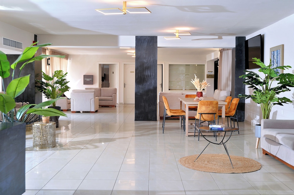 Alykanas Beach Hotel by Zante Plaza — Hotel building in Alikanas, Ionian Islands