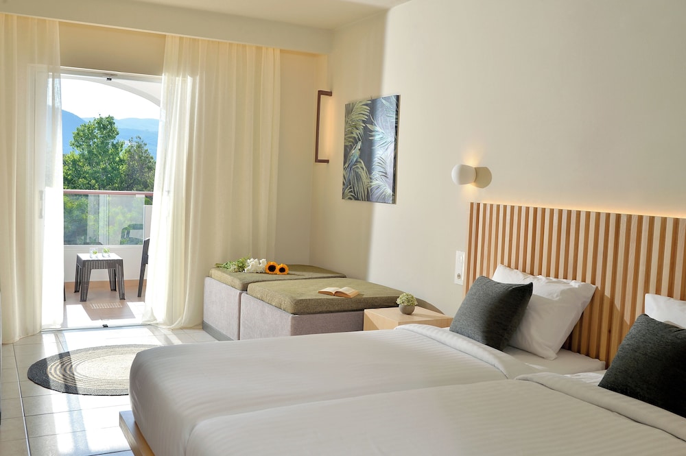 Alykanas Beach Hotel by Zante Plaza — Hotel rooms in Alikanas, Ionian Islands