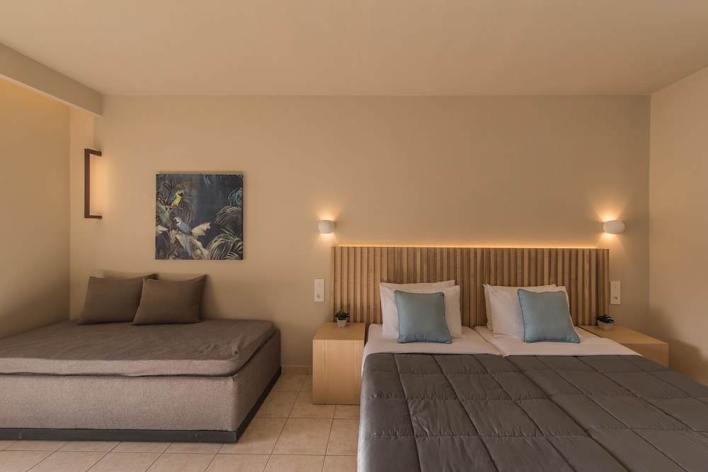 Alykanas Beach Hotel by Zante Plaza — Hotel rooms in Alikanas, Ionian Islands