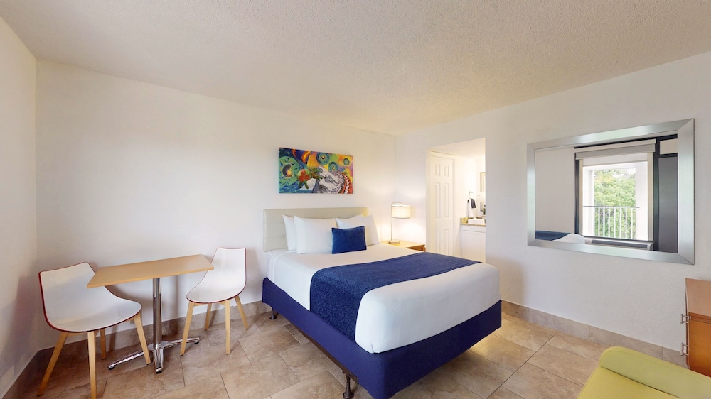 Park Royal Orlando managed by Accor — Hotel rooms in Kissimmee, Florida