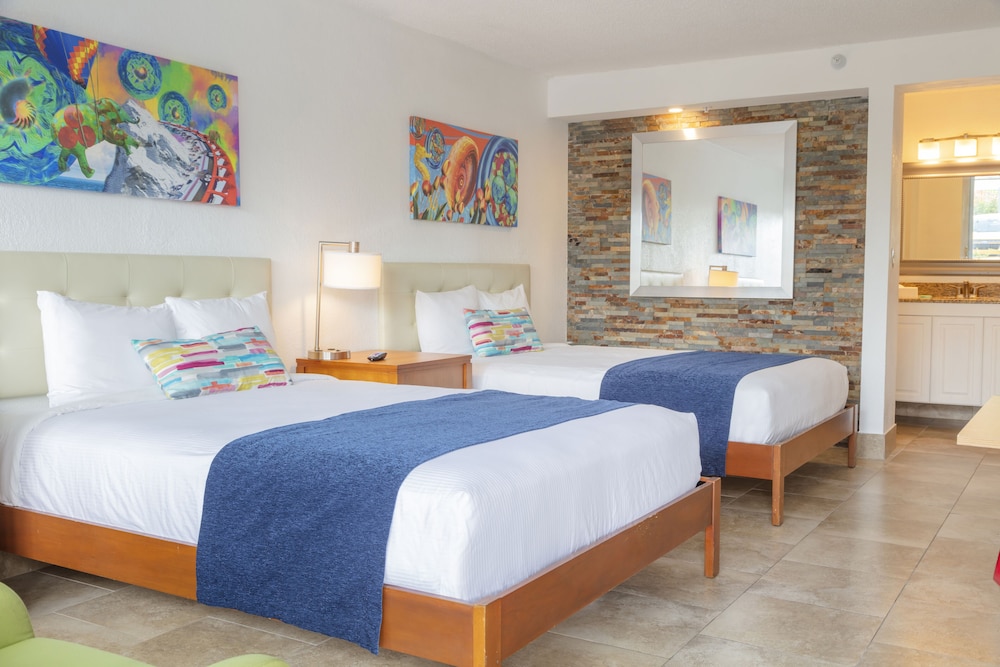 Park Royal Orlando managed by Accor — Hotel rooms in Kissimmee, Florida