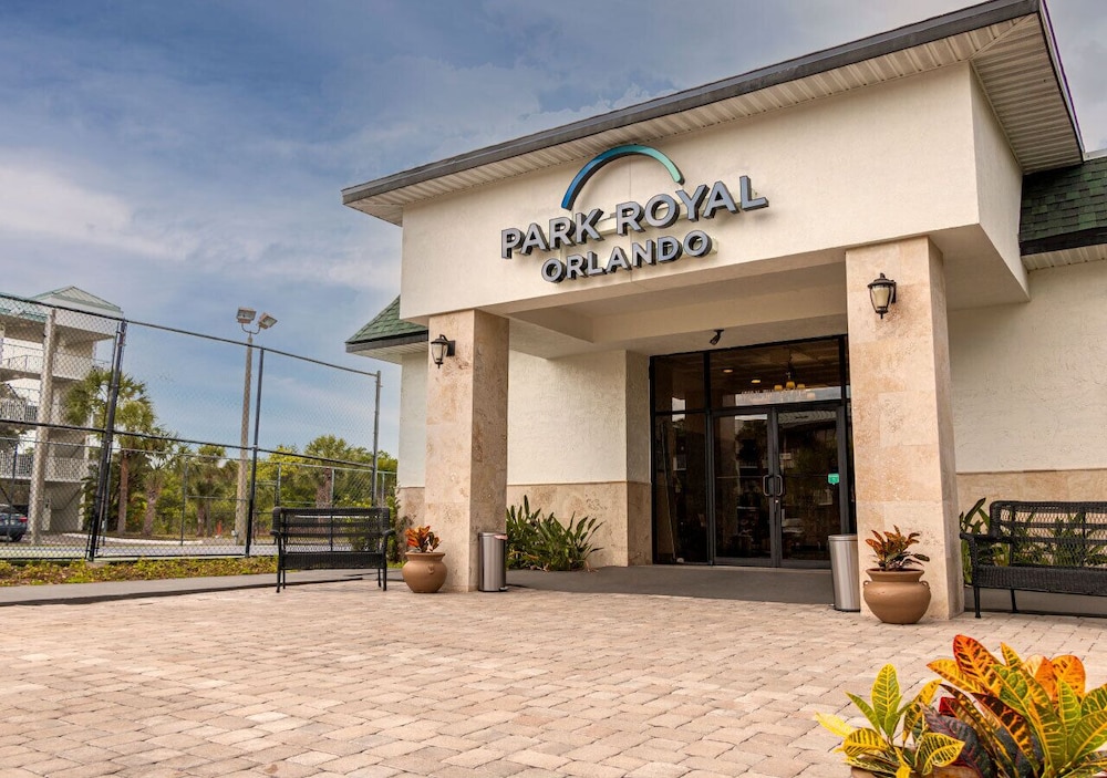 Park Royal Orlando managed by Accor — Hotel building in Kissimmee, Florida