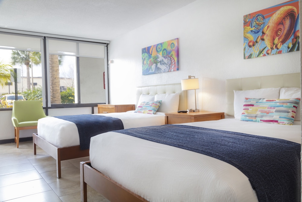 Park Royal Orlando managed by Accor — Hotel rooms in Kissimmee, Florida