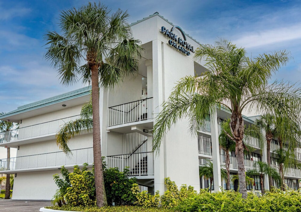 Park Royal Orlando managed by Accor — Hotel building in Kissimmee, Florida