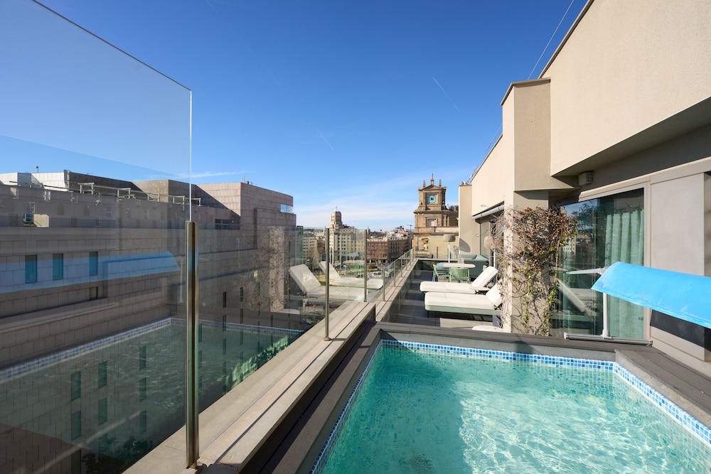 Catalonia Square — Swimming pool in Barcelona, Catalonia