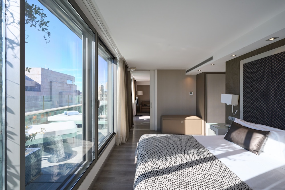 Catalonia Square — Hotel rooms in Barcelona, Catalonia
