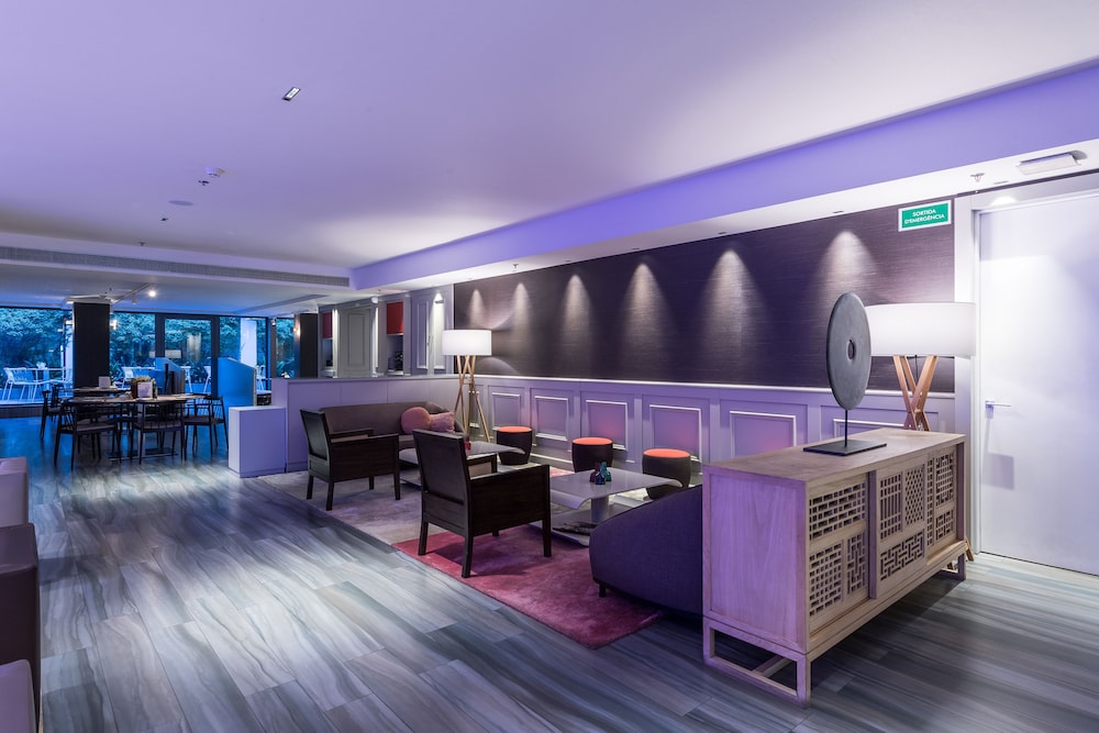Catalonia Square — Restaurant & bars in Barcelona, Catalonia