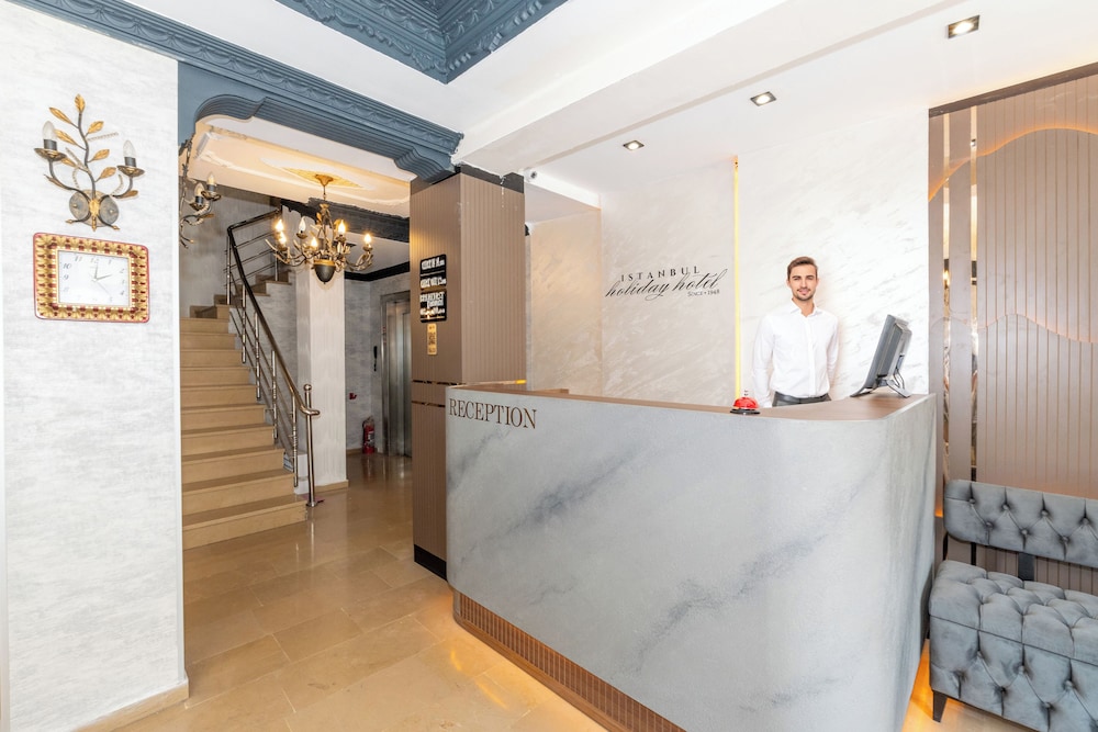 Istanbul Holiday Hotel — Hotel building in Istanbul, Istanbul