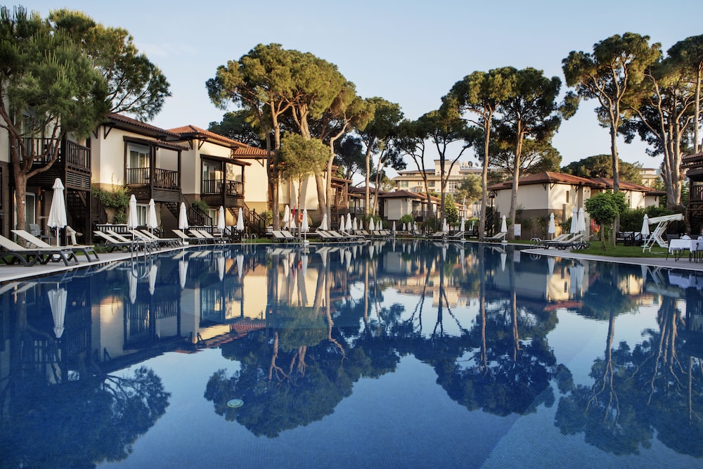 Papillon Ayscha Resort & Spa - All Inclusive — Swimming pool in Belek