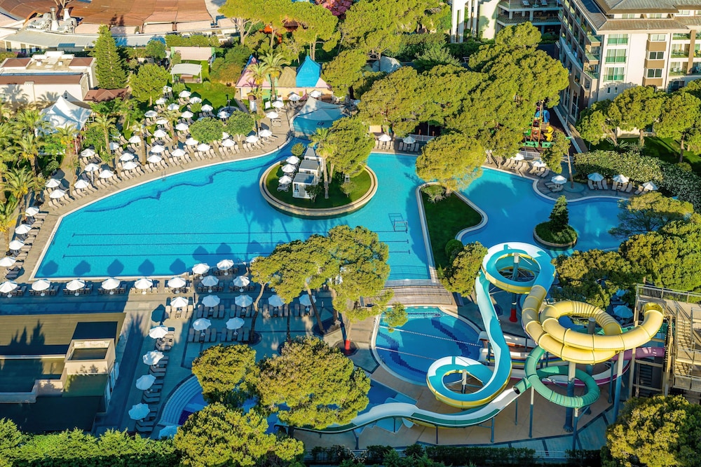 Papillon Ayscha Resort & Spa - All Inclusive — Swimming pool in Belek