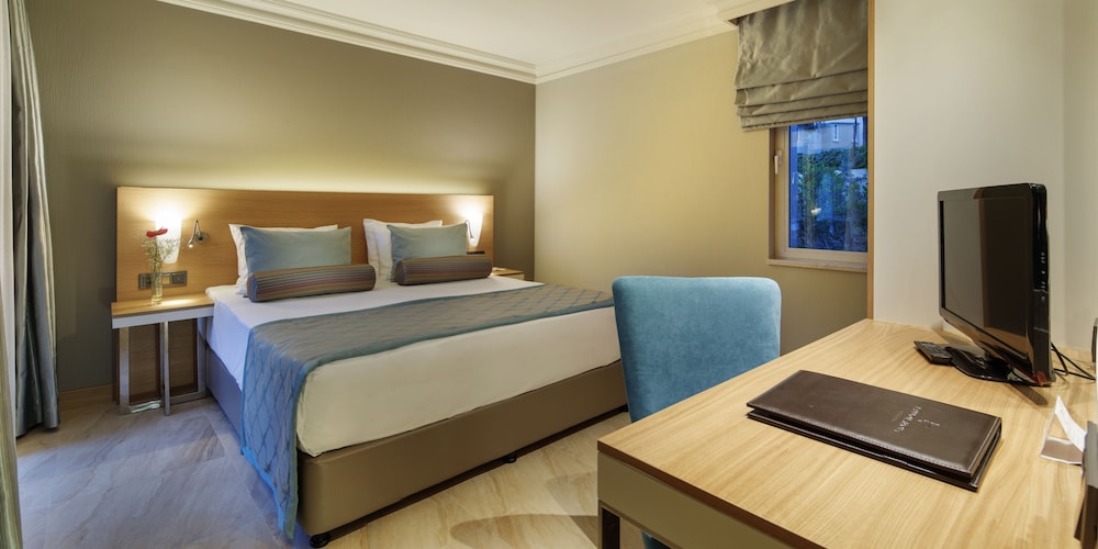 Papillon Ayscha Resort & Spa - All Inclusive — Hotel rooms in Belek