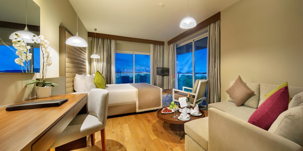 Papillon Ayscha Resort & Spa - All Inclusive — Hotel rooms in Belek