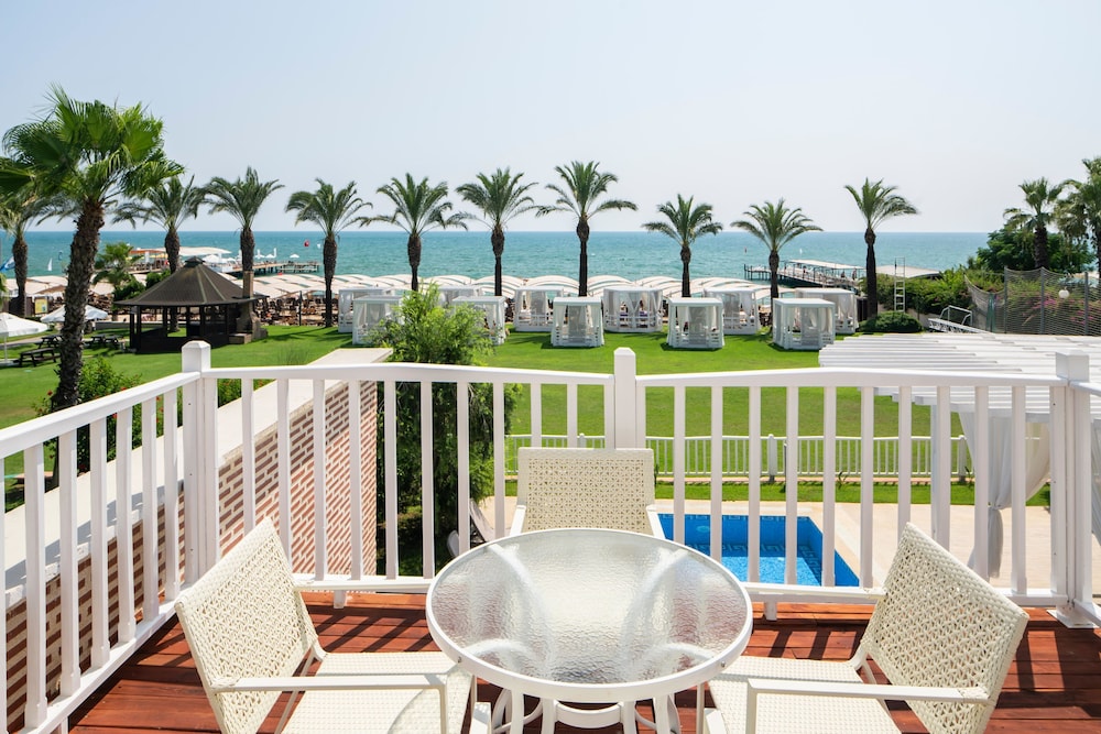 Papillon Ayscha Resort & Spa - All Inclusive — Beach in Belek