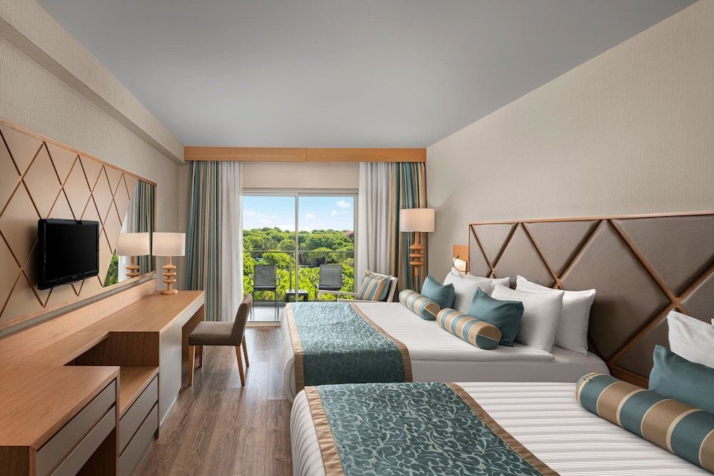 Papillon Ayscha Resort & Spa - All Inclusive — Hotel rooms in Belek