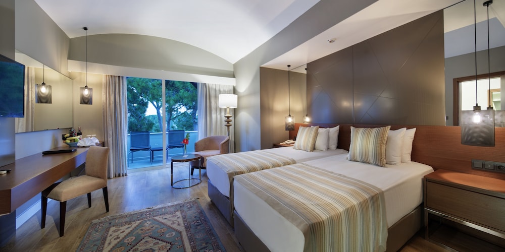 Papillon Ayscha Resort & Spa - All Inclusive — Hotel rooms in Belek