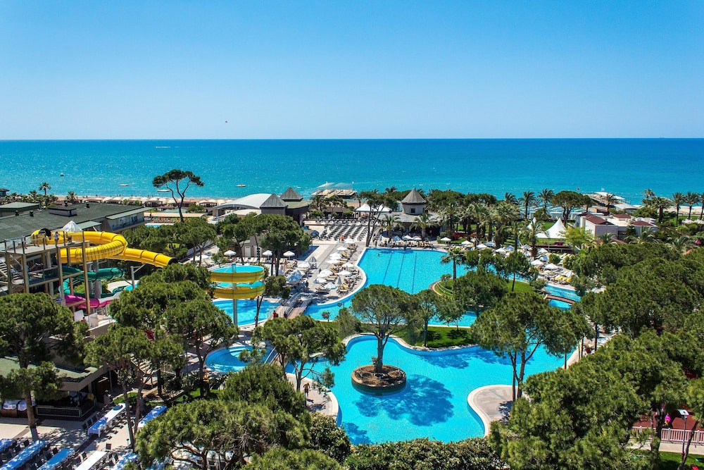 Papillon Ayscha Resort & Spa - All Inclusive — Swimming pool in Belek