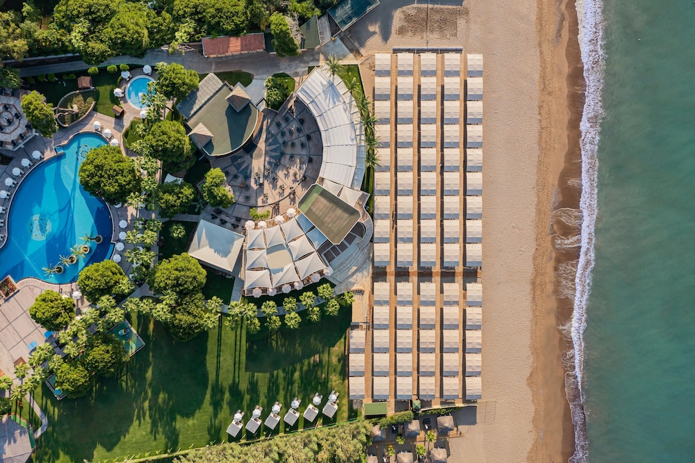 Papillon Zeugma Relaxury — Beach in Belek
