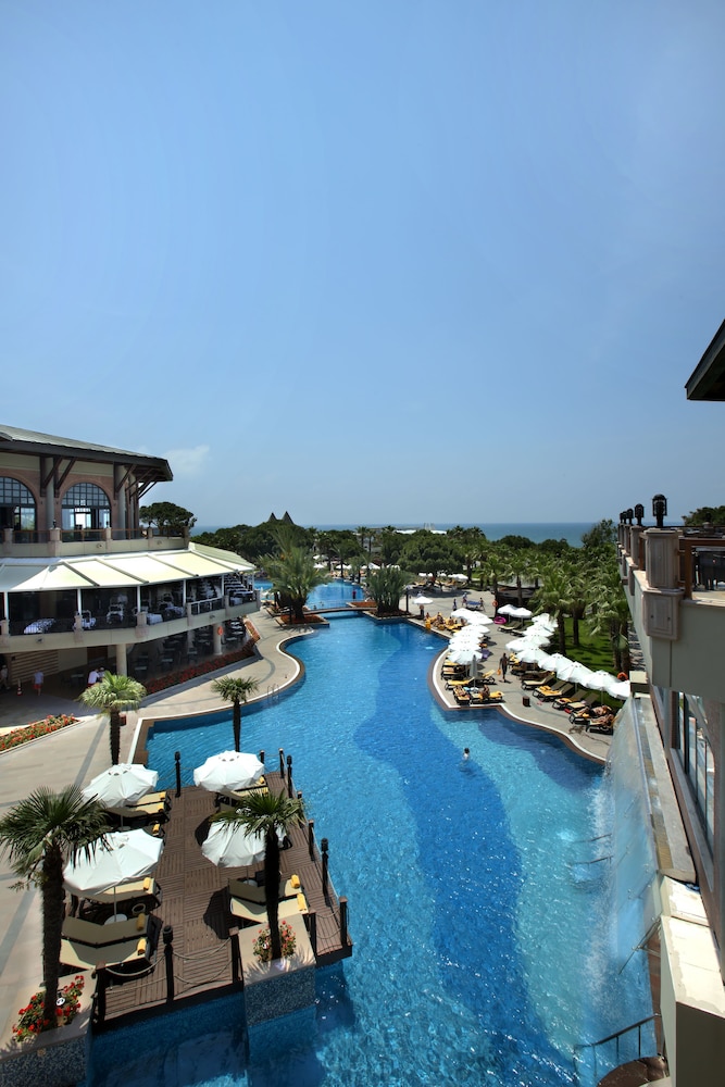 Papillon Zeugma Relaxury — Swimming pool in Belek
