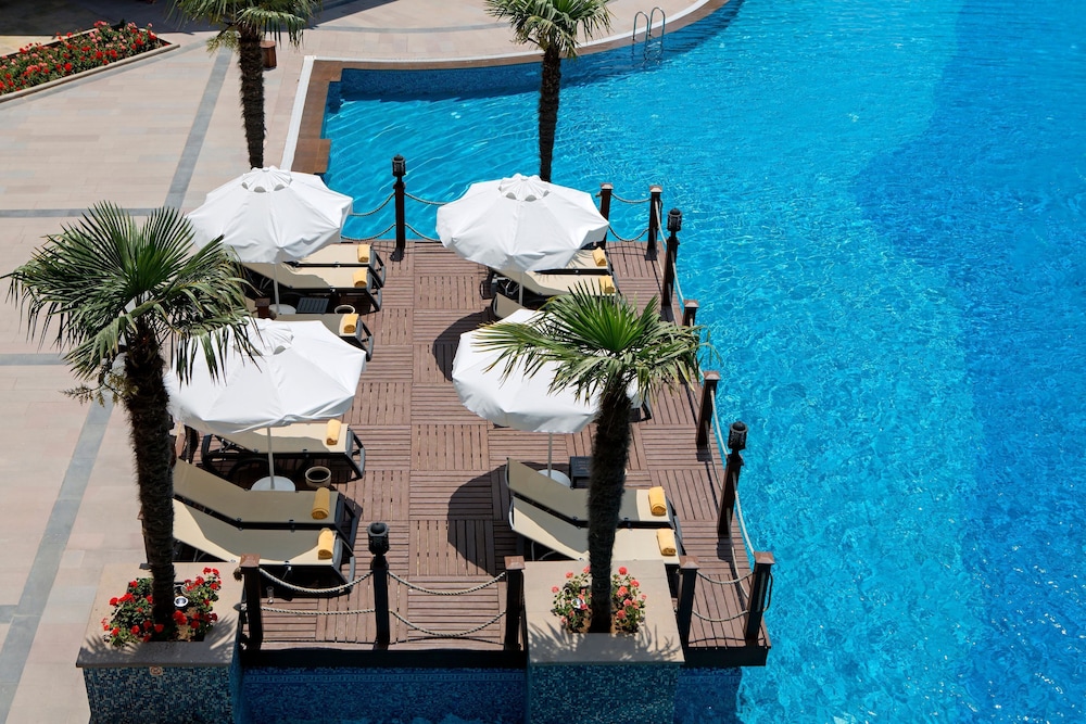 Papillon Zeugma Relaxury — Swimming pool in Belek