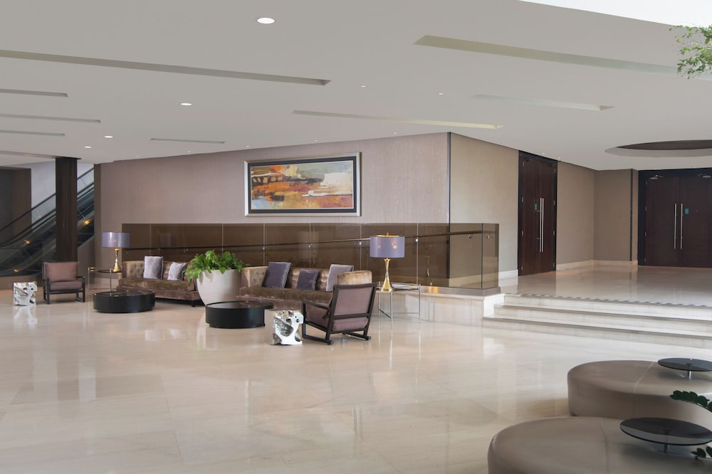 Embassy Suites by Hilton Santo Domingo — Hotel building in Santo Domingo, Distrito Nacional