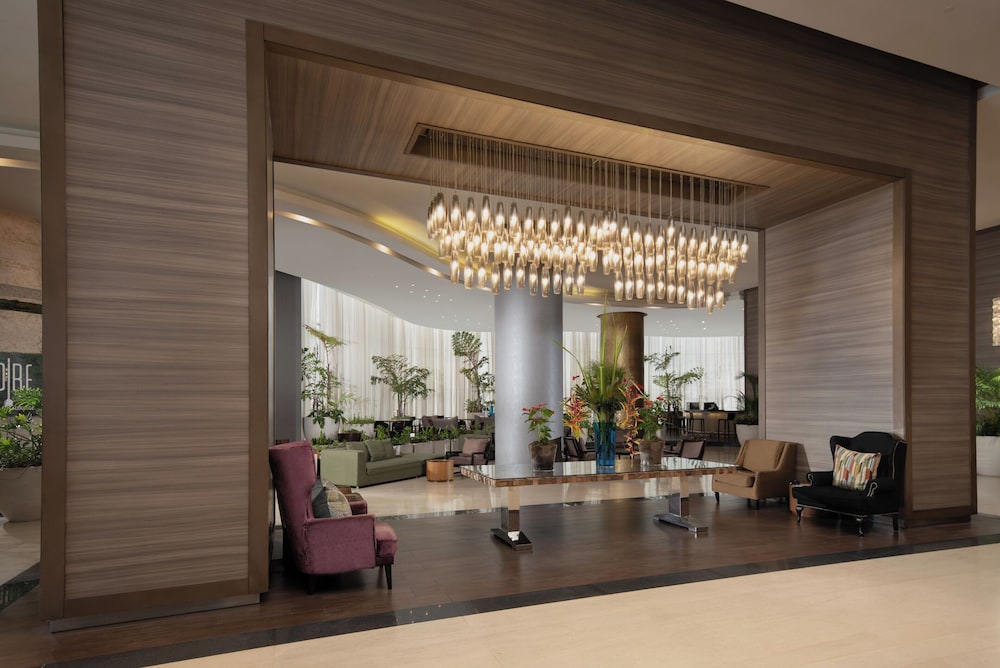 Embassy Suites by Hilton Santo Domingo — Restaurant & bars in Santo Domingo, Distrito Nacional
