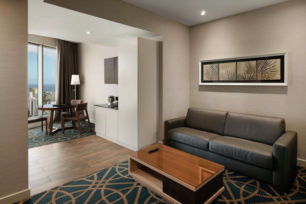 Embassy Suites by Hilton Santo Domingo — Hotel rooms in Santo Domingo, Distrito Nacional