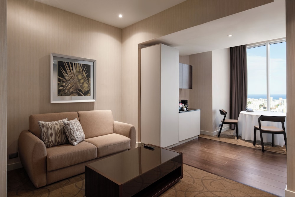 Embassy Suites by Hilton Santo Domingo — Hotel rooms in Santo Domingo, Distrito Nacional