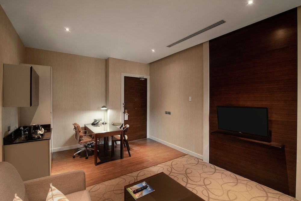 Embassy Suites by Hilton Santo Domingo — Hotel rooms in Santo Domingo, Distrito Nacional