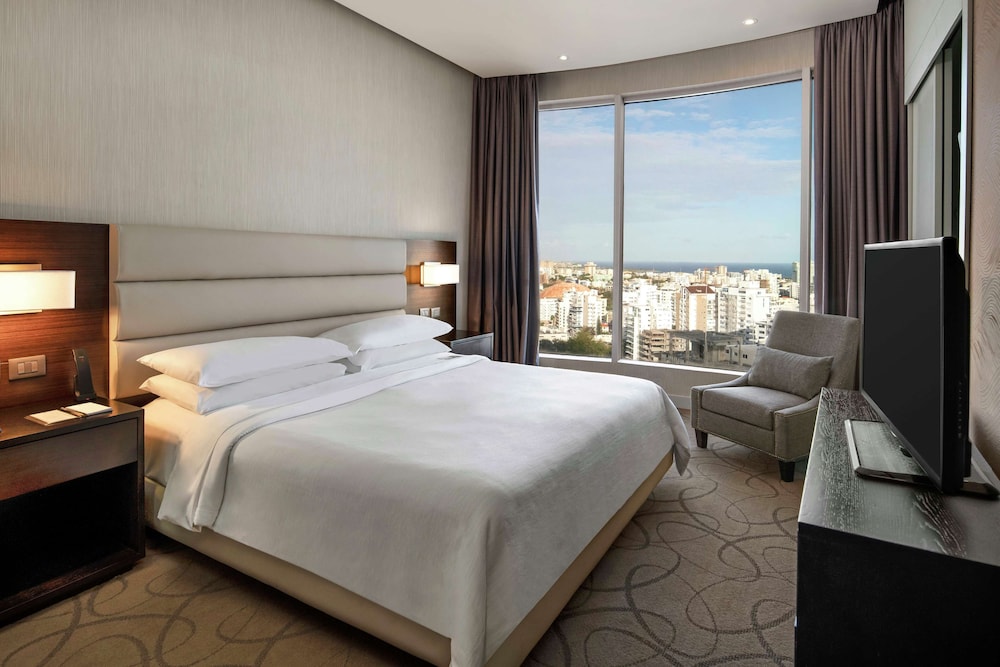 Embassy Suites by Hilton Santo Domingo — Hotel rooms in Santo Domingo, Distrito Nacional