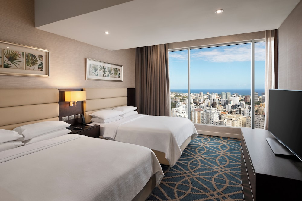 Embassy Suites by Hilton Santo Domingo — Hotel rooms in Santo Domingo, Distrito Nacional