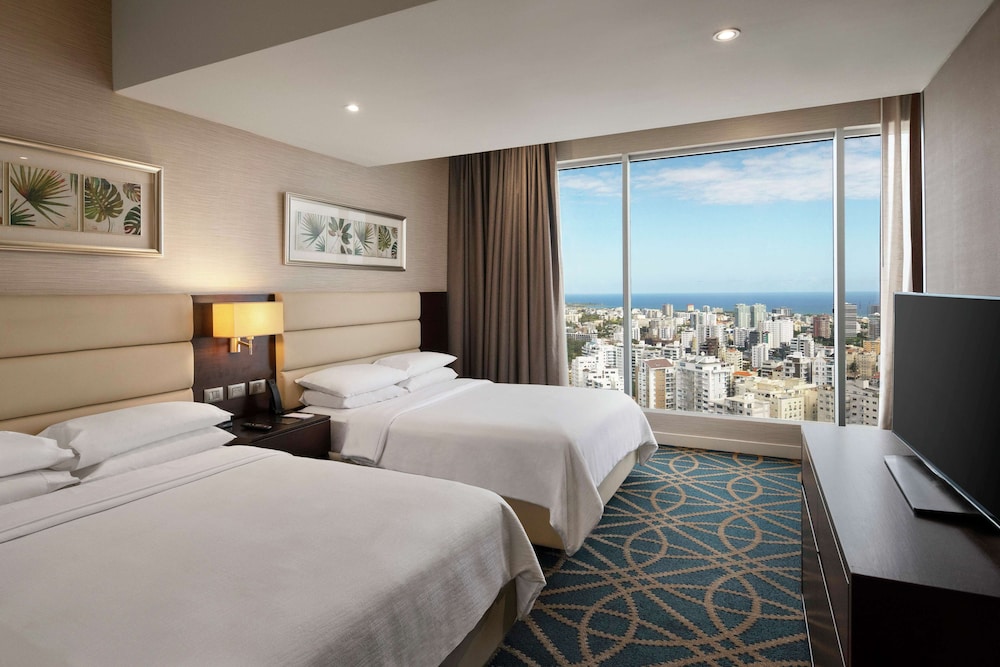 Embassy Suites by Hilton Santo Domingo — Hotel rooms in Santo Domingo, Distrito Nacional
