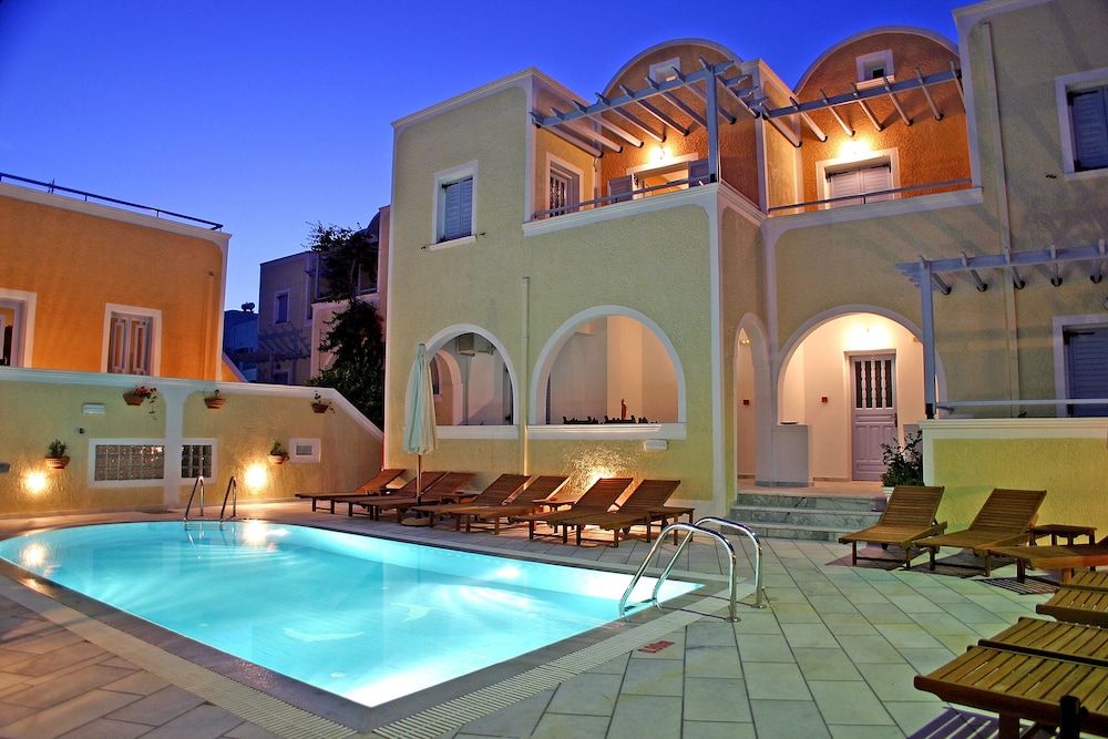 Sellada Apartments image