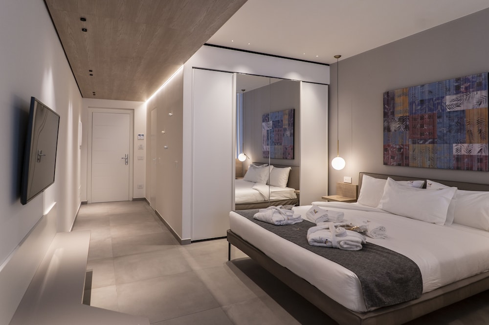 Sicilia's Residence Hotel Art & Spa — Hotel rooms in Aci Catena, Sicily