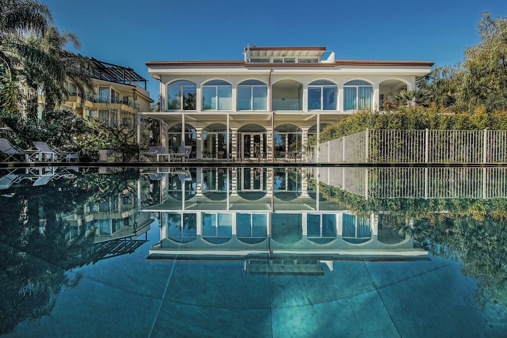 Sicilia's Residence Hotel Art & Spa