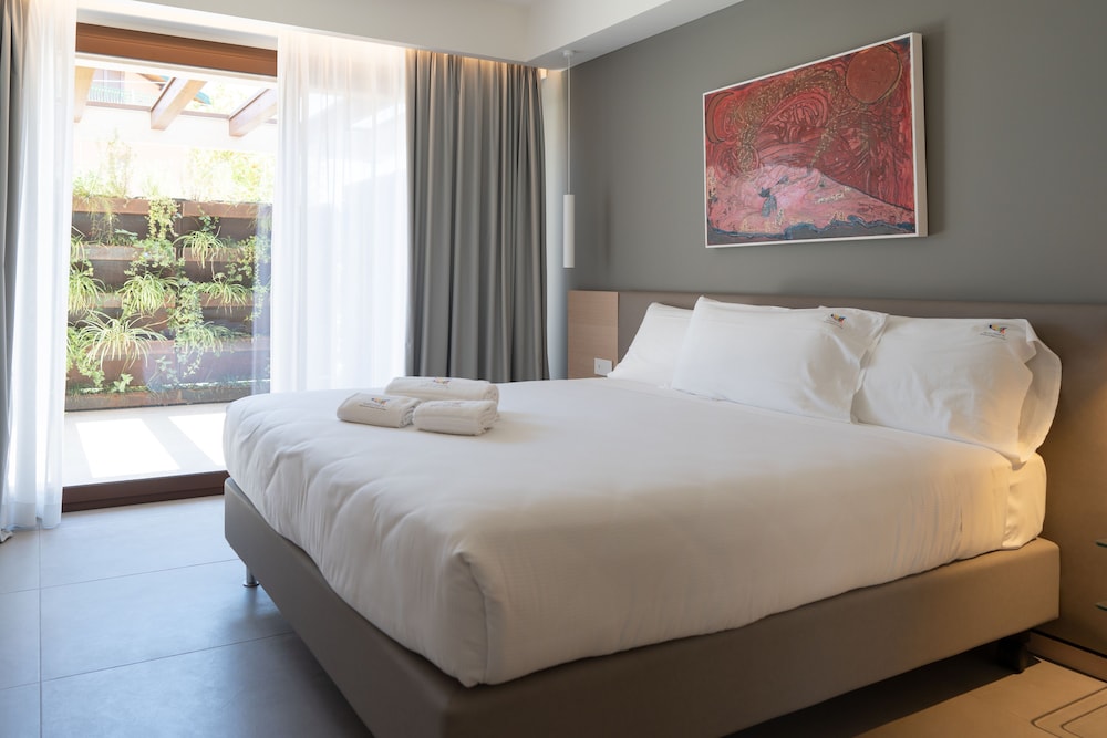 Sicilia's Residence Hotel Art & Spa — Hotel rooms in Aci Catena, Sicily