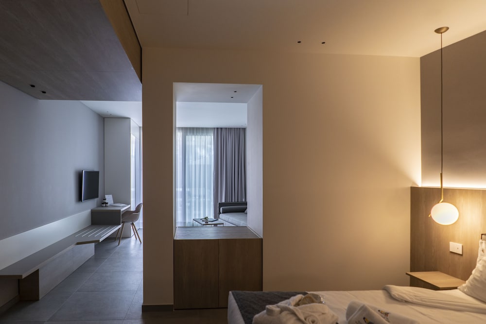 Sicilia's Residence Hotel Art & Spa — Hotel rooms in Aci Catena, Sicily