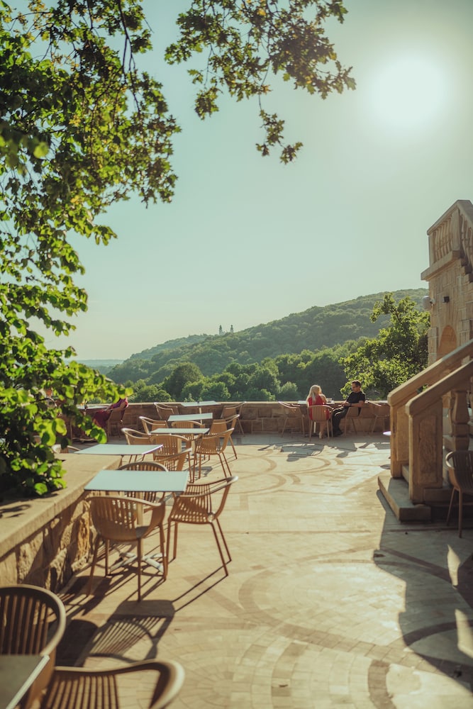 Zinar Castle — Restaurant & bars in Krakow, Lesser Poland