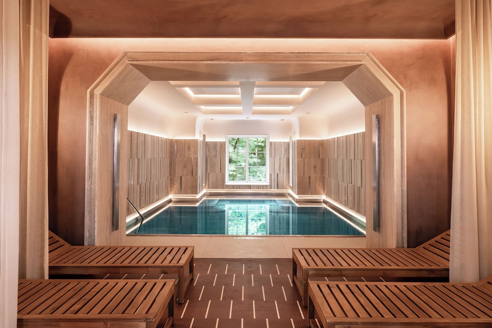 Zinar Castle — Spa in Krakow, Lesser Poland