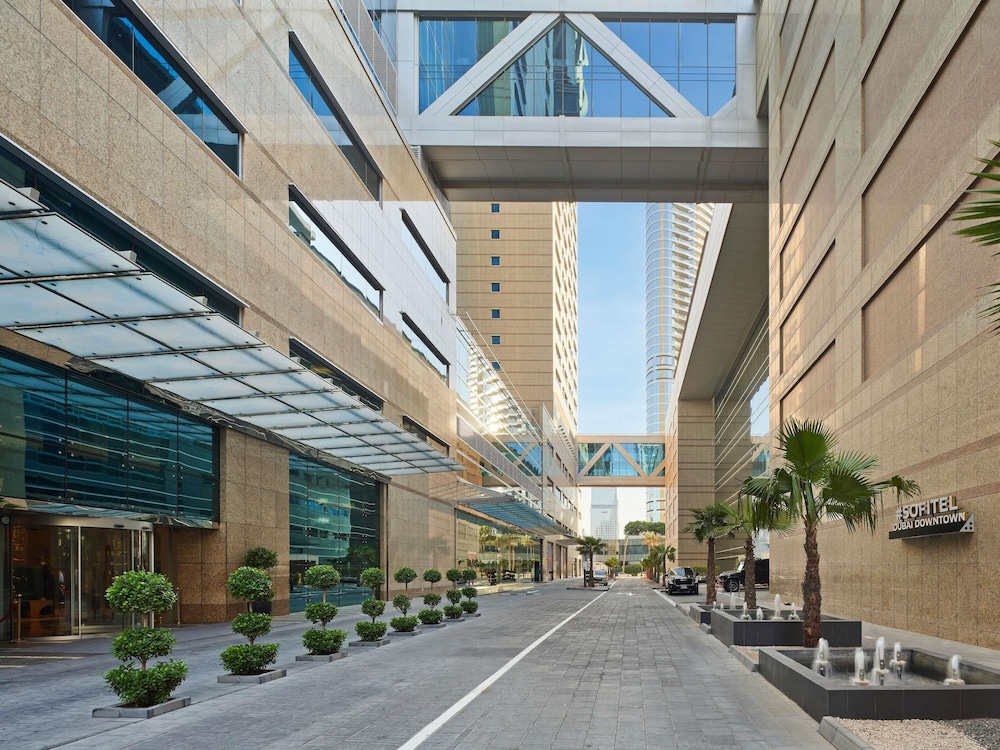 Sofitel Dubai Downtown — Hotel building in Dubai